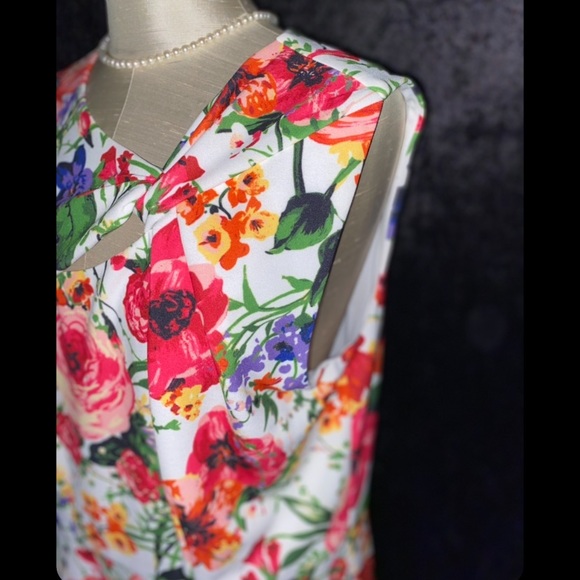 I have worn it once - Picture 3 of 3